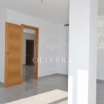segunda habitación, acristalada y muy luminosa