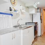 Pequeña cocina equipada