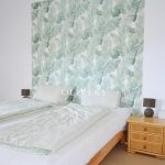 Dormitorio secundario con cama doble